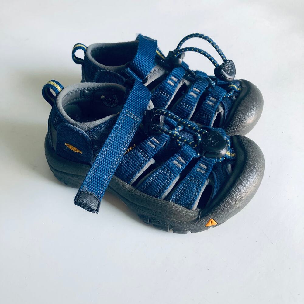 KEEN Newport H2 Fisherman Sandal Blue Baby SZ 8